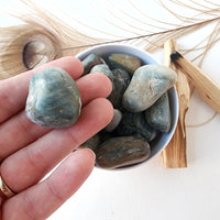 CAT'S EYE tumbled stone for clarity, focus, intuition, self-confidence