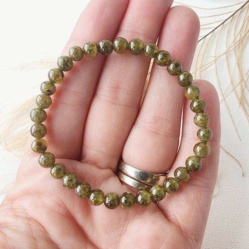 GREEN GARNET healing crystal bracelet 6mm