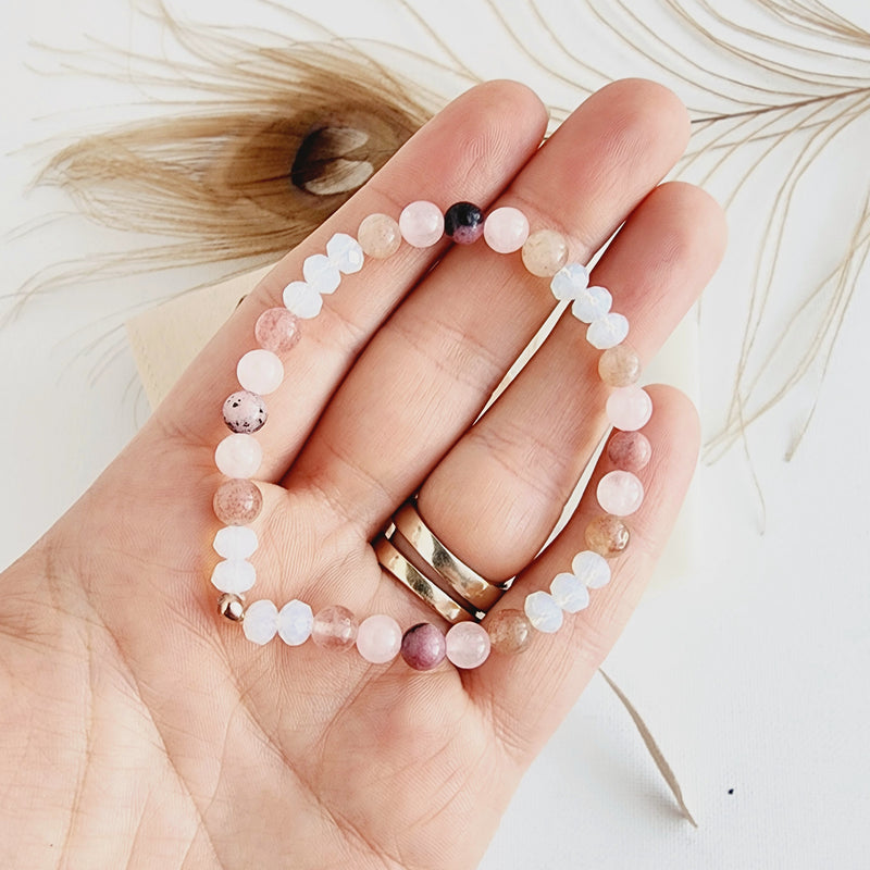 HEARTBREAK & FINDING NEW LOVE intention bracelet for balance, peace, emotional healing - Rhodonite, Strawberry Quartz, Rose Quartz, Opalite / 6mm