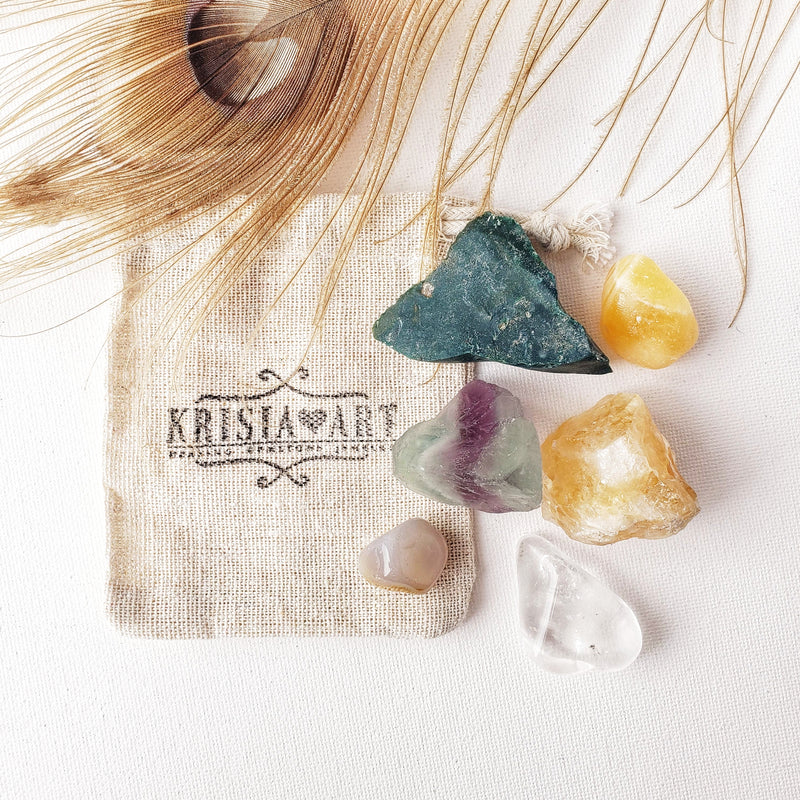 CREATIVITY crystals set for inspiration, focus, personal growth, new ideas. Healing crystals for artists, writers, crafters. Clear Quartz, Yellow Calcite, Bloodstone, Chalcedony, Citrine, Fluorite